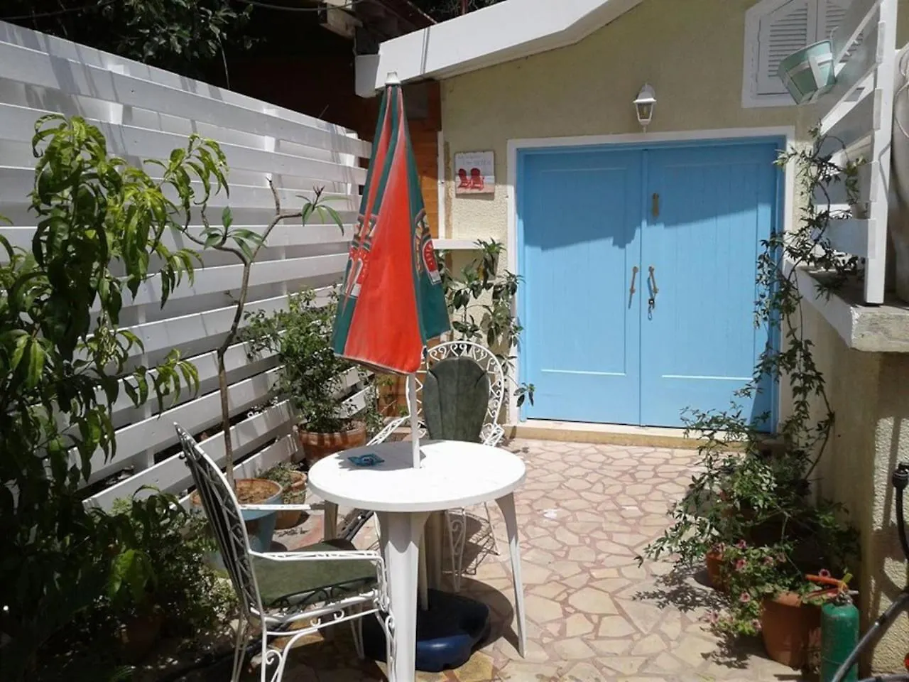 Swallows Nest Larnaca 0*,